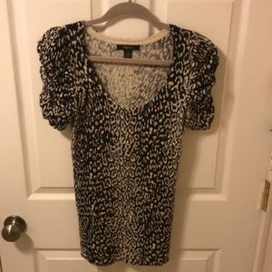 Leopard top